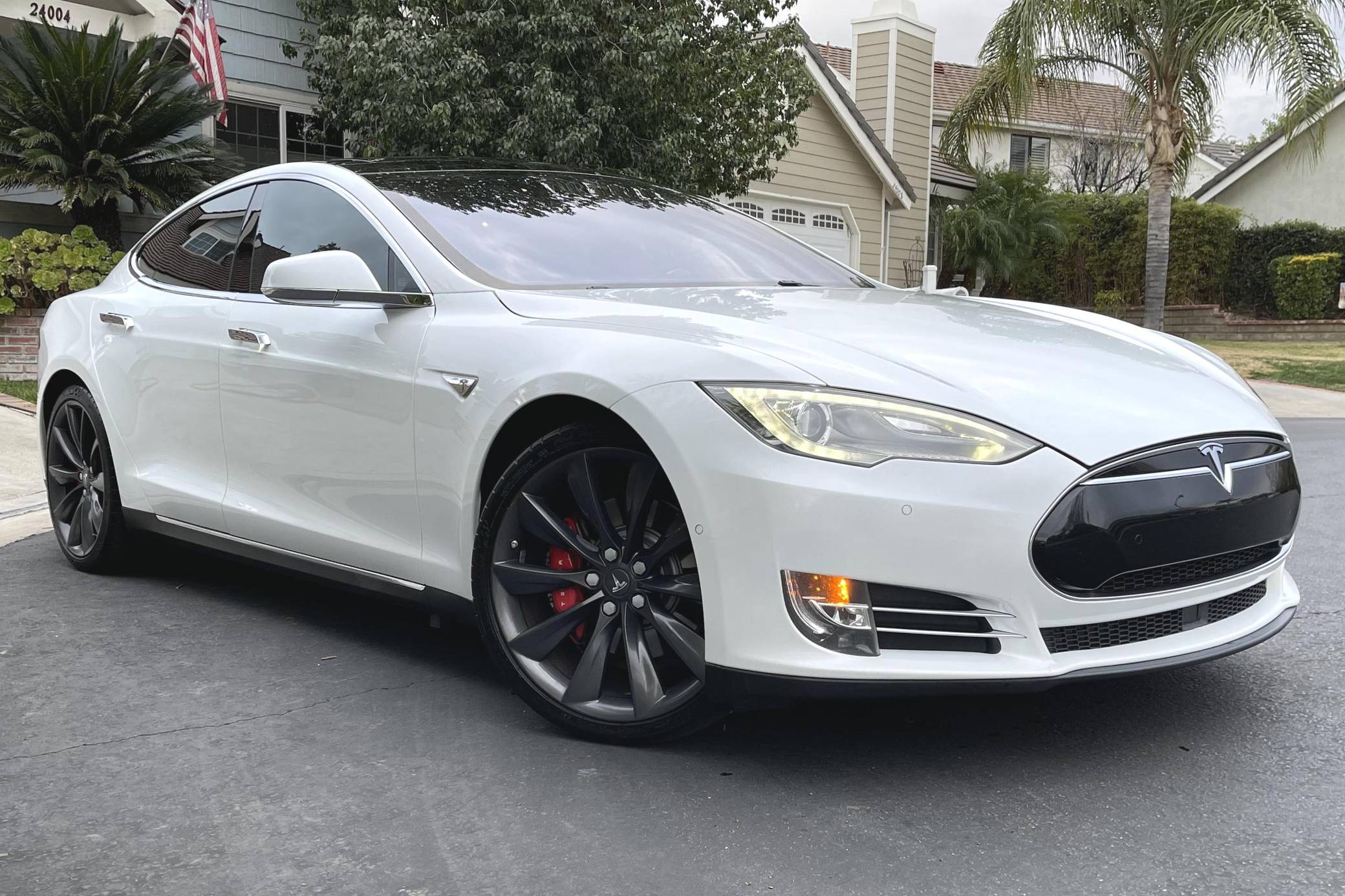 2014 Tesla Model S