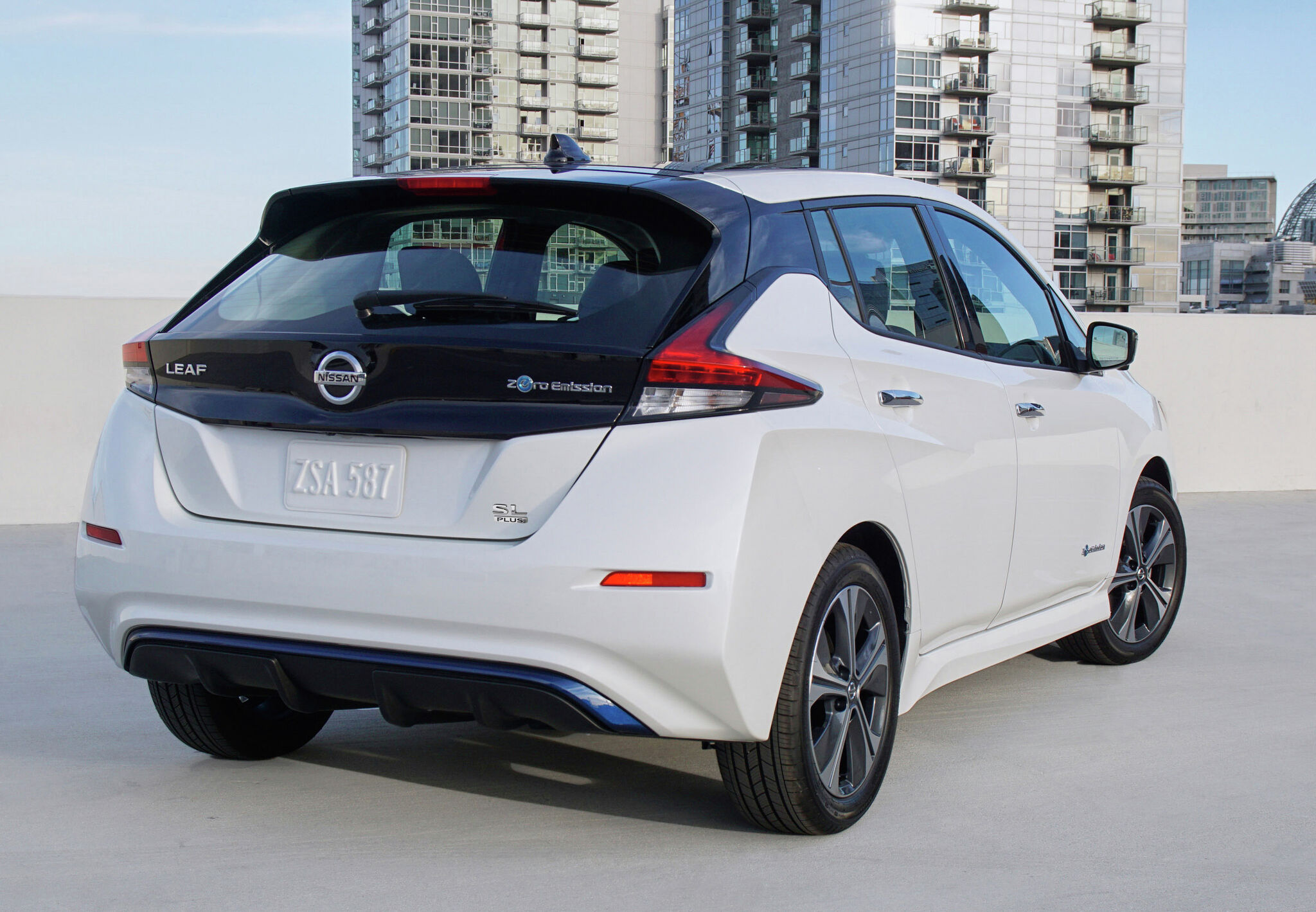 2022 Nissan Leaf SL Plus