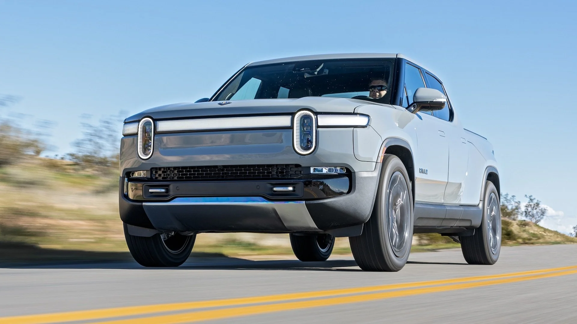 2023 Rivian R1T Dual Motor Performance