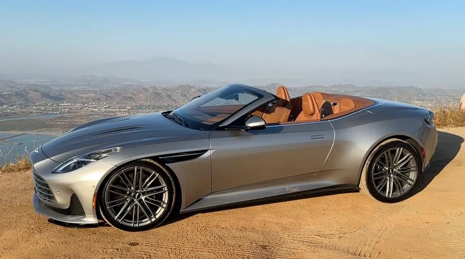 2024 Aston Martin DB12