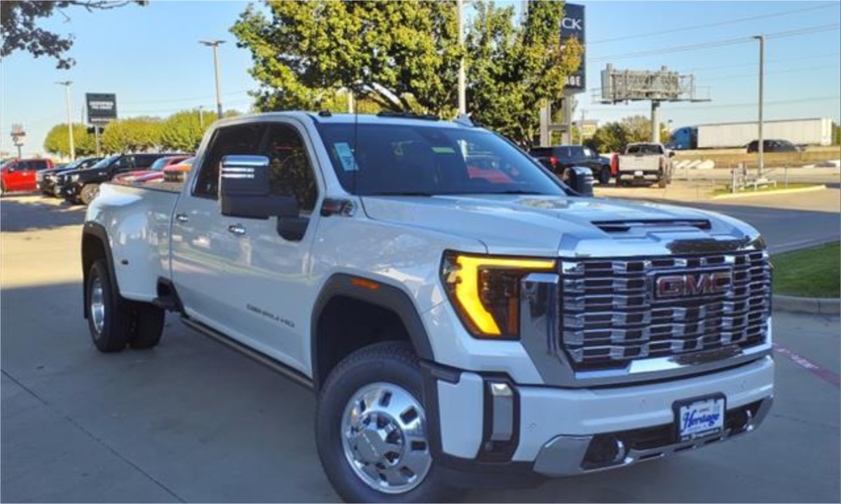 2025 GMC Sierra 3500HD