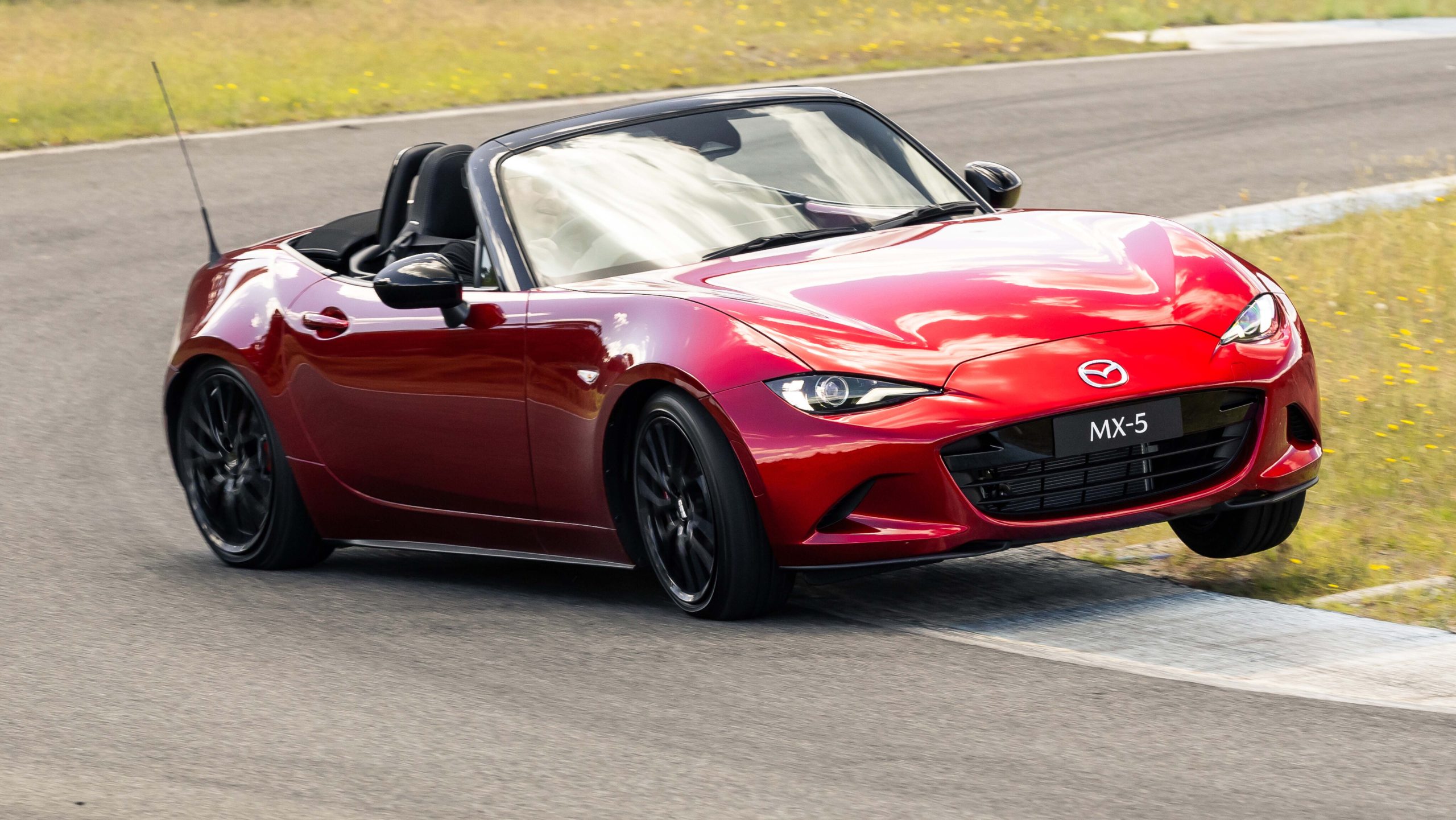 2025 Mazda MX 5 Miata