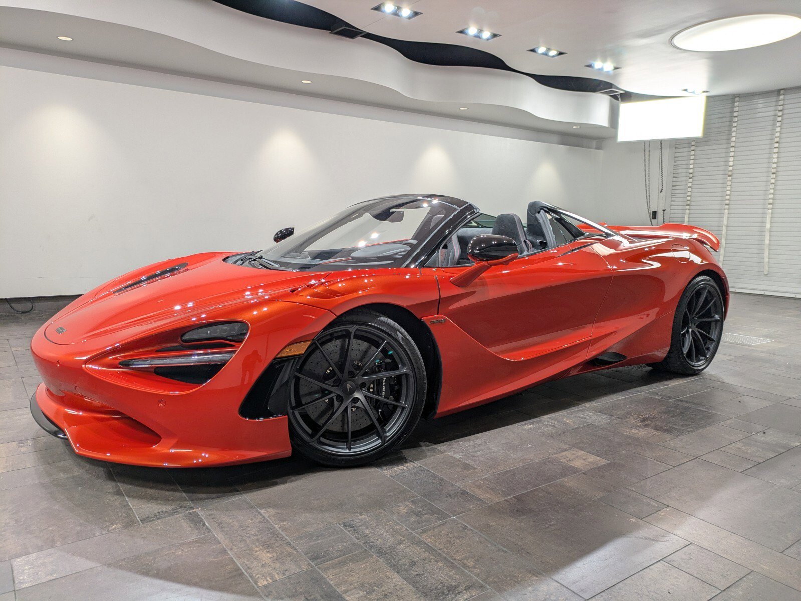 2025 McLaren 750S