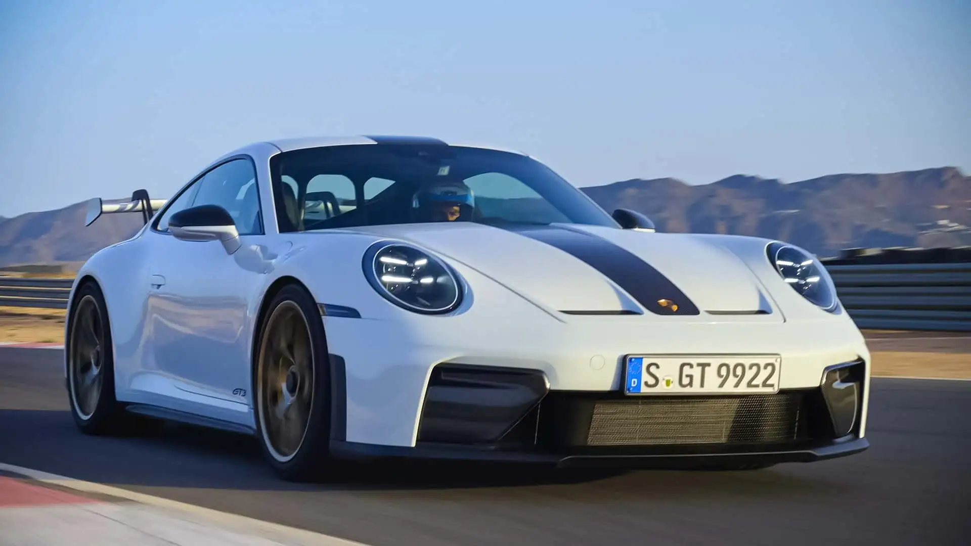 2025 Porsche 911