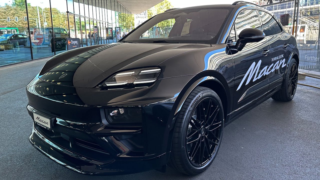 2025 Porsche Macan Turbo