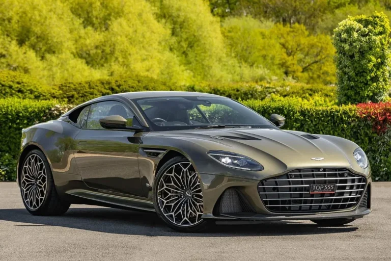 Aston Martin DBS Superleggera