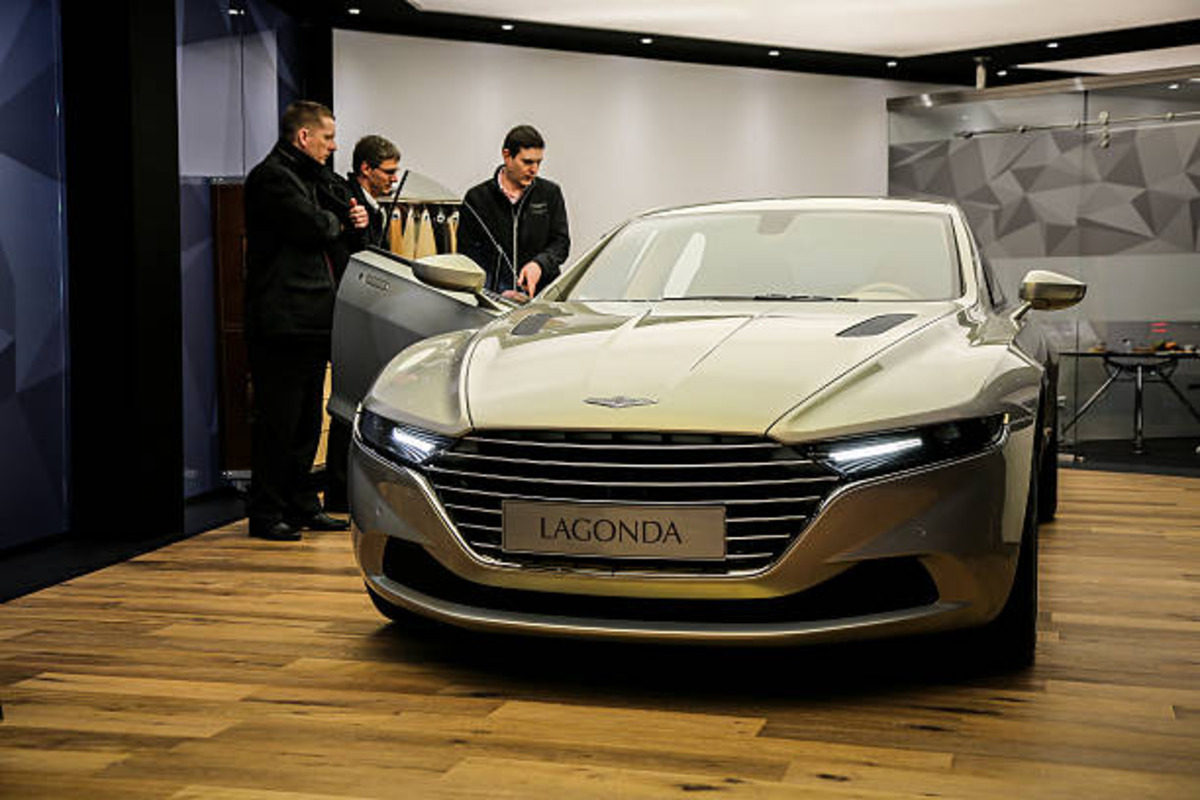 Aston Martin Lagonda Taraf 