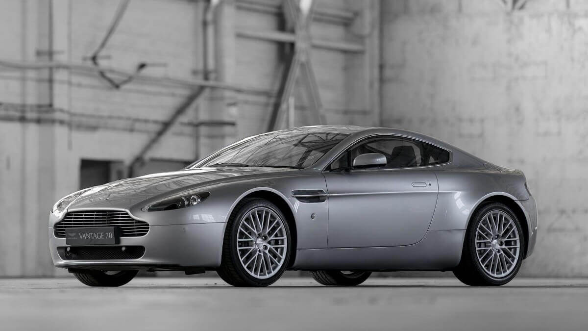 Aston Martin V8 Vantage