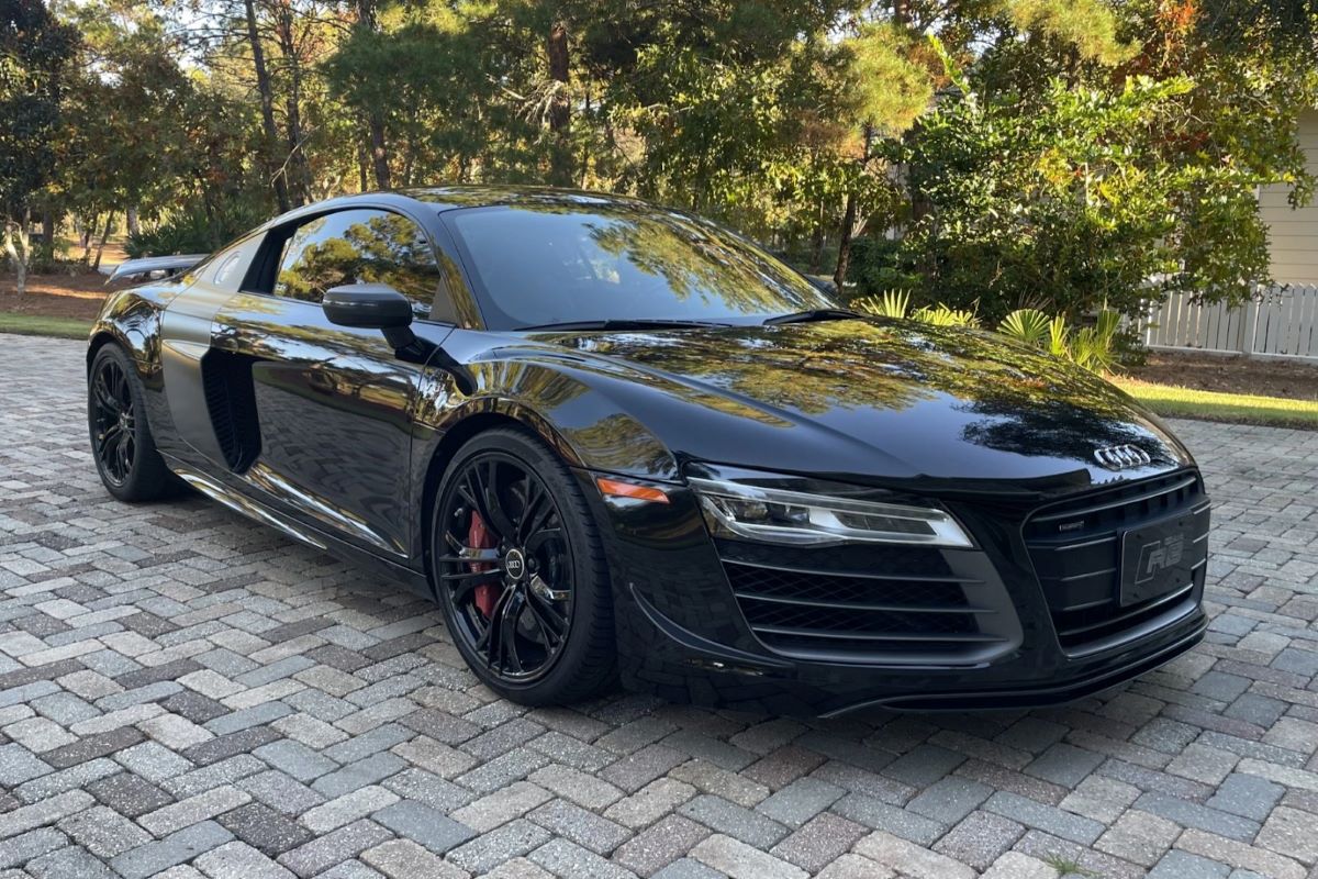 Audi R8 V10 Coupe (Type 42)