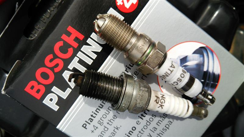 Bosch 4458 HGR8DQP Platinum+4 Spark Plugs