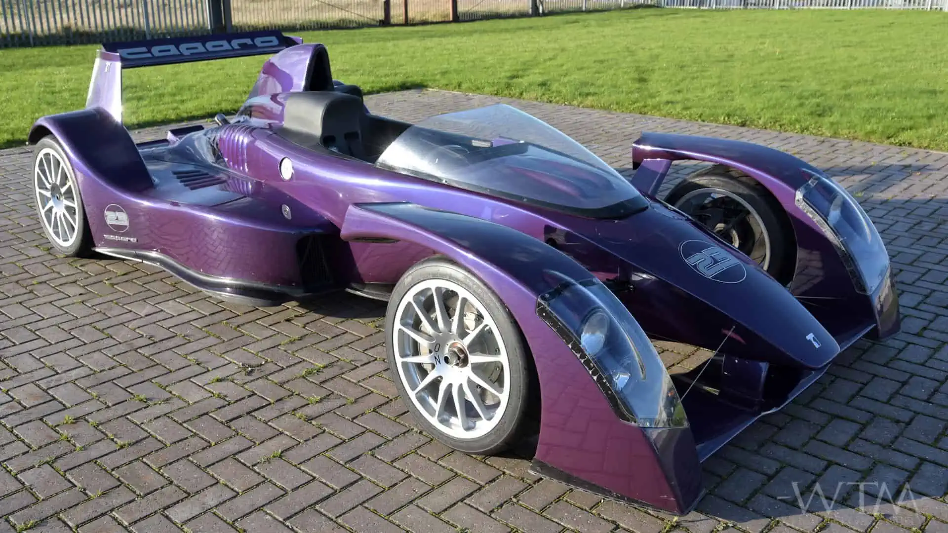 Caparo T1