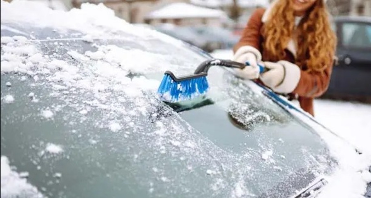 Effective Tips for Removing Ice from Your Car 