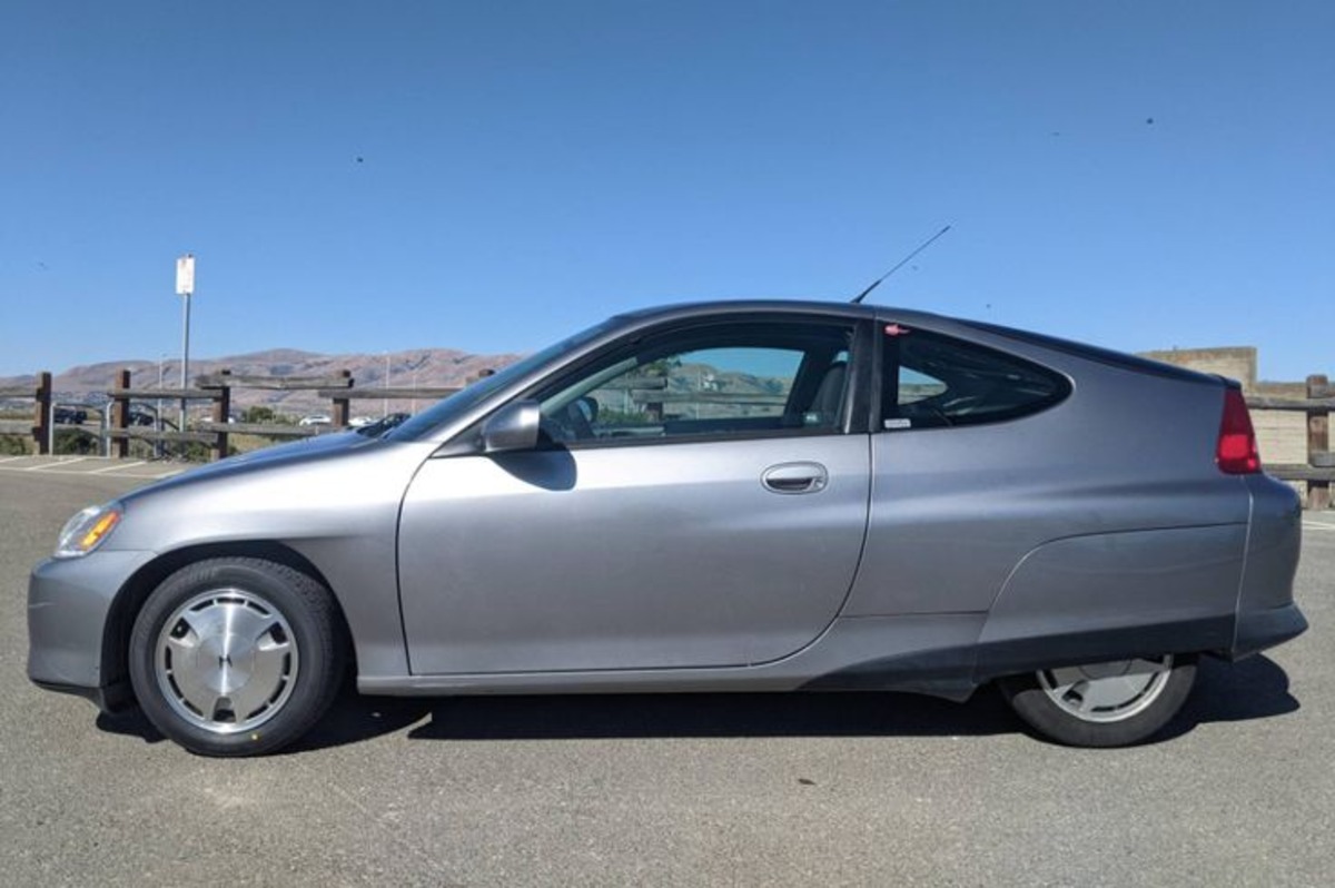 Honda Insight (First Generation, 1999-2006)