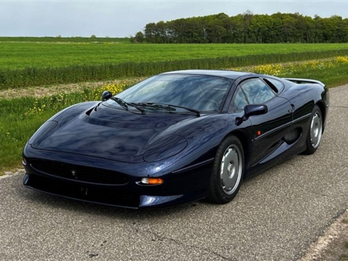 Jaguar XJ220 (1992-1994) 