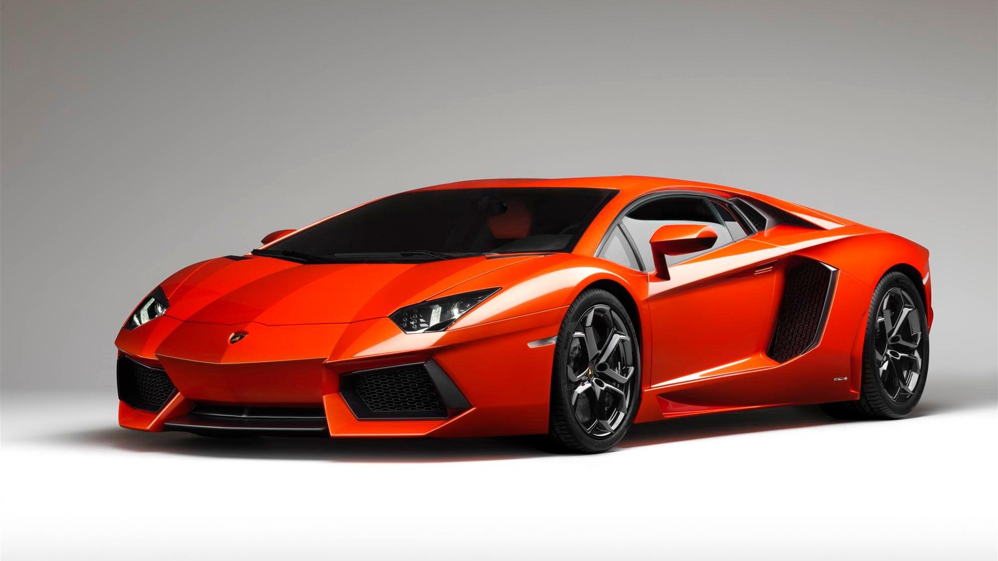 Lamborghini Aventador LP700 4