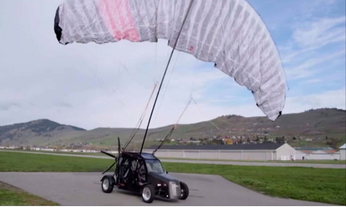 Maverick Flying Car