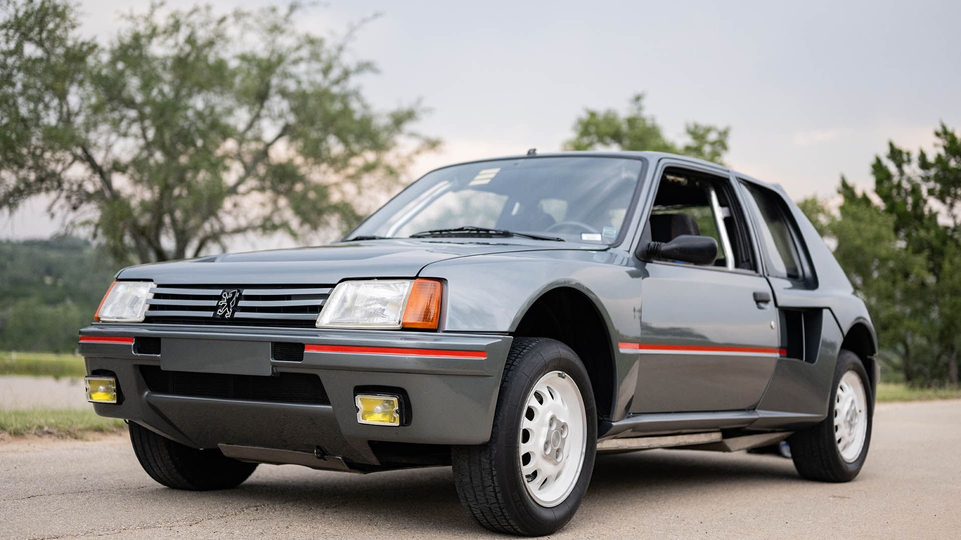 Peugeot 205 T16 (1984 1986)