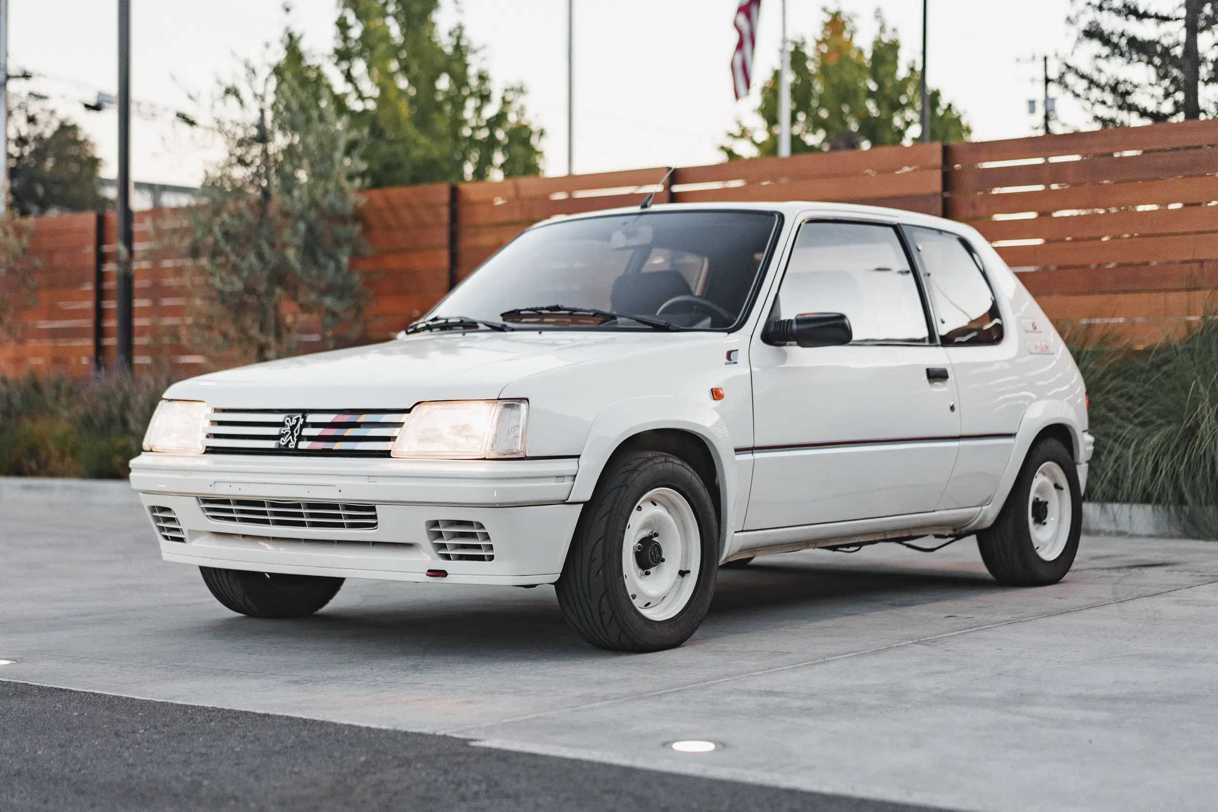 Peugeot 205