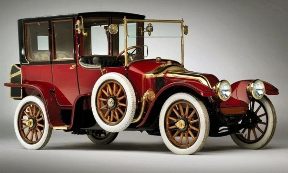 Renault Type CB Coupe de Ville and the Titanic Connection