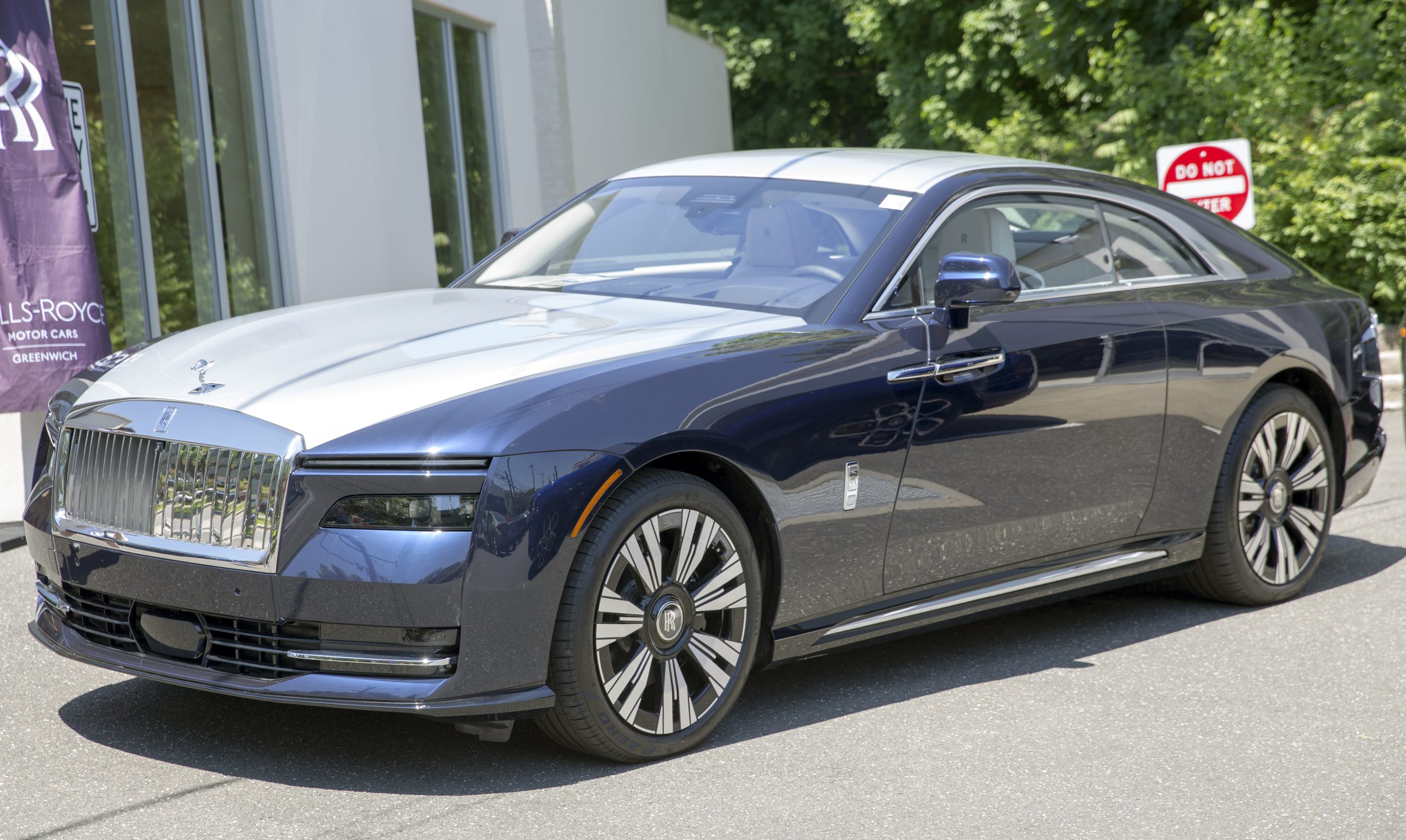 Rolls-Royce Spectre