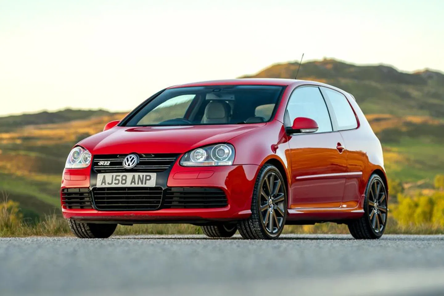 Volkswagen Golf R32