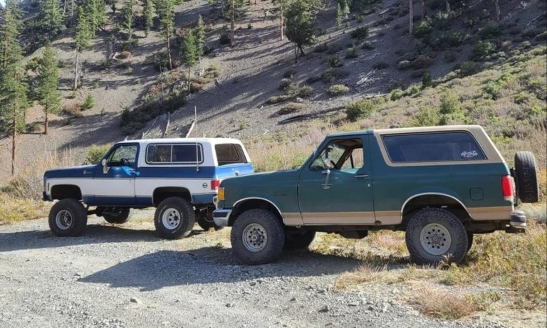 1990s Ford Bronco and Chevy Blazer