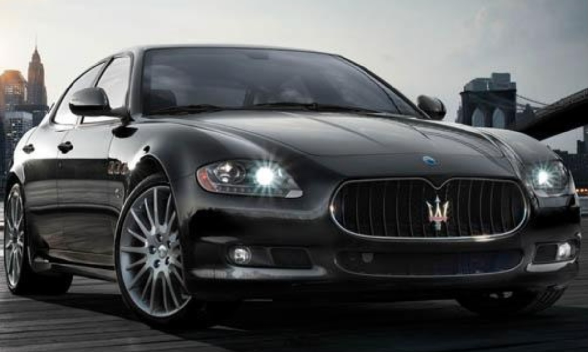 2011 Maserati Quattroporte V