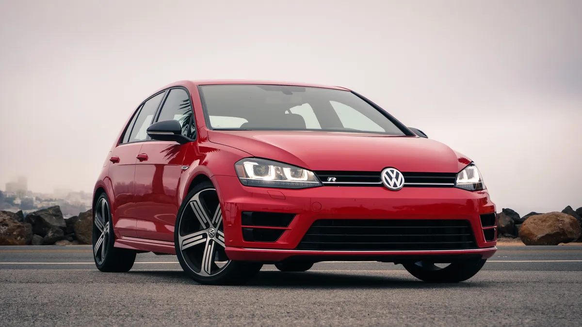 2015 Volkswagen Golf R