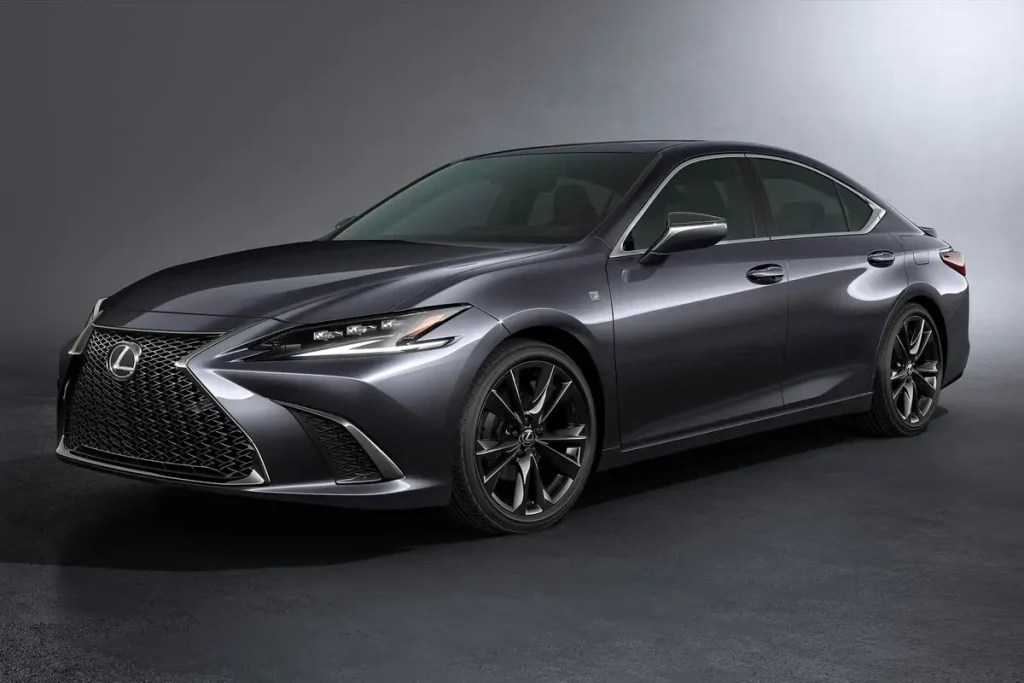 2022 Lexus IS