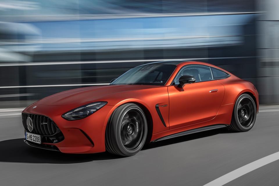 2025 Mercedes AMG GT 63