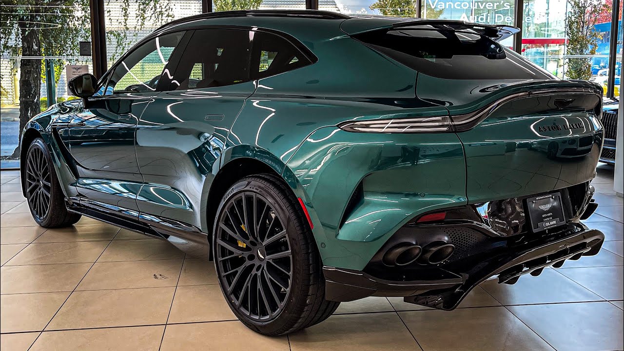 Aston Martin DBX 707