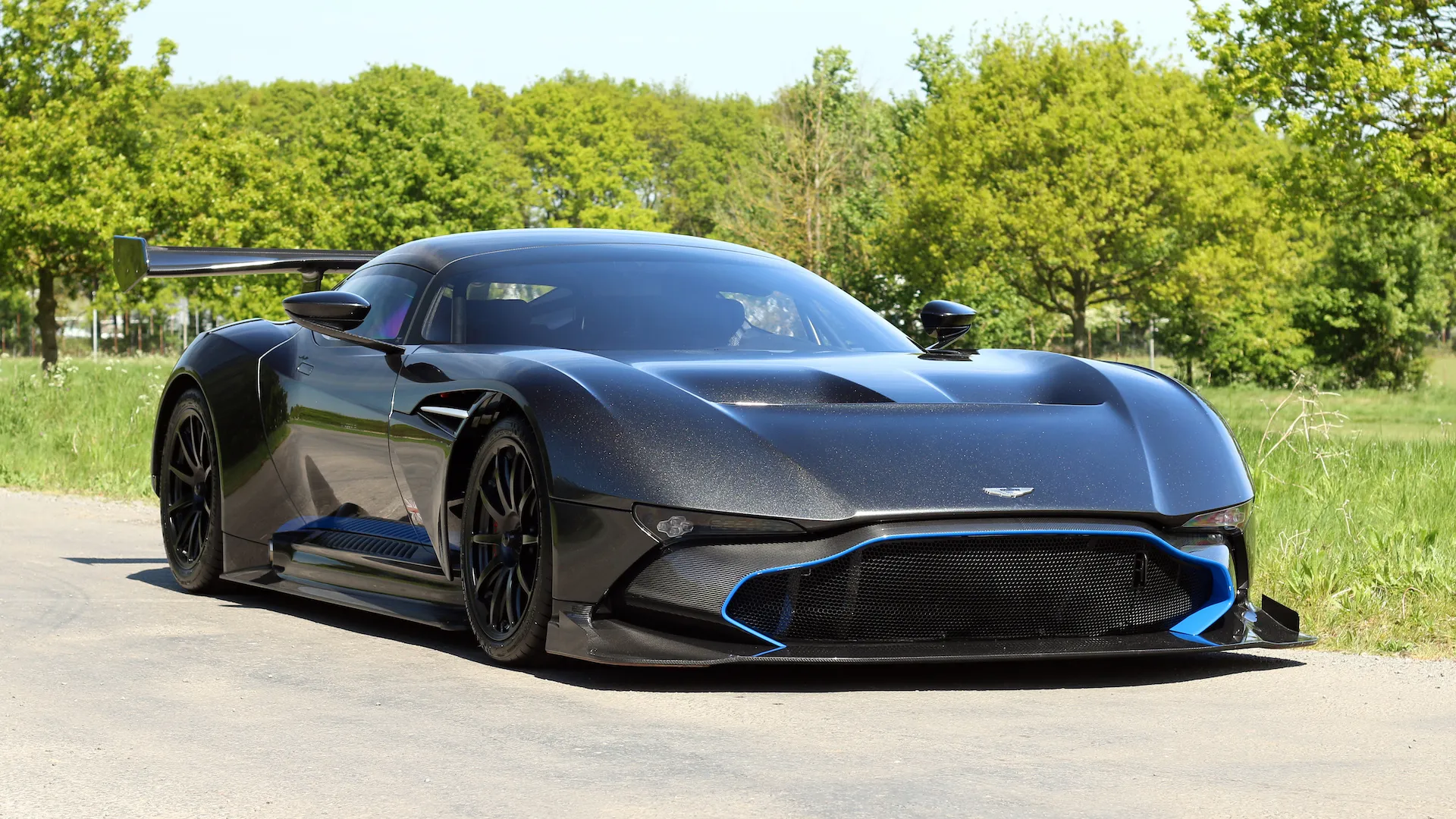 Aston Martin Vulcan