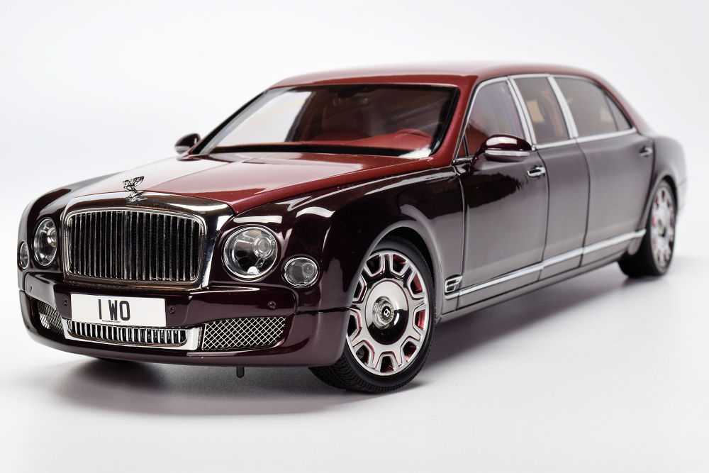 Bentley Mulsanne Grand Limousine by Mulliner (2016)