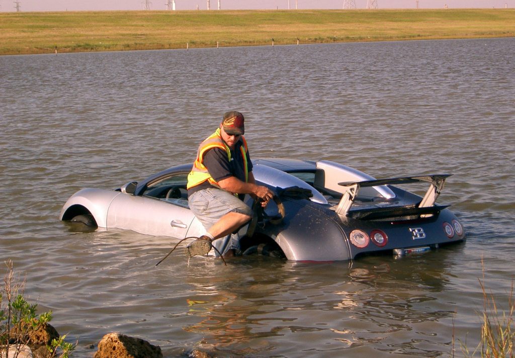 Bugatti Veyron Submerged in a Texas Lake