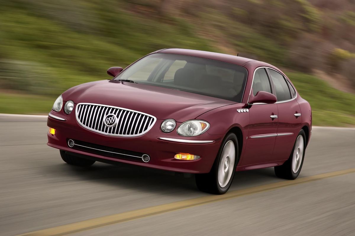 Buick LaCrosse Super 2