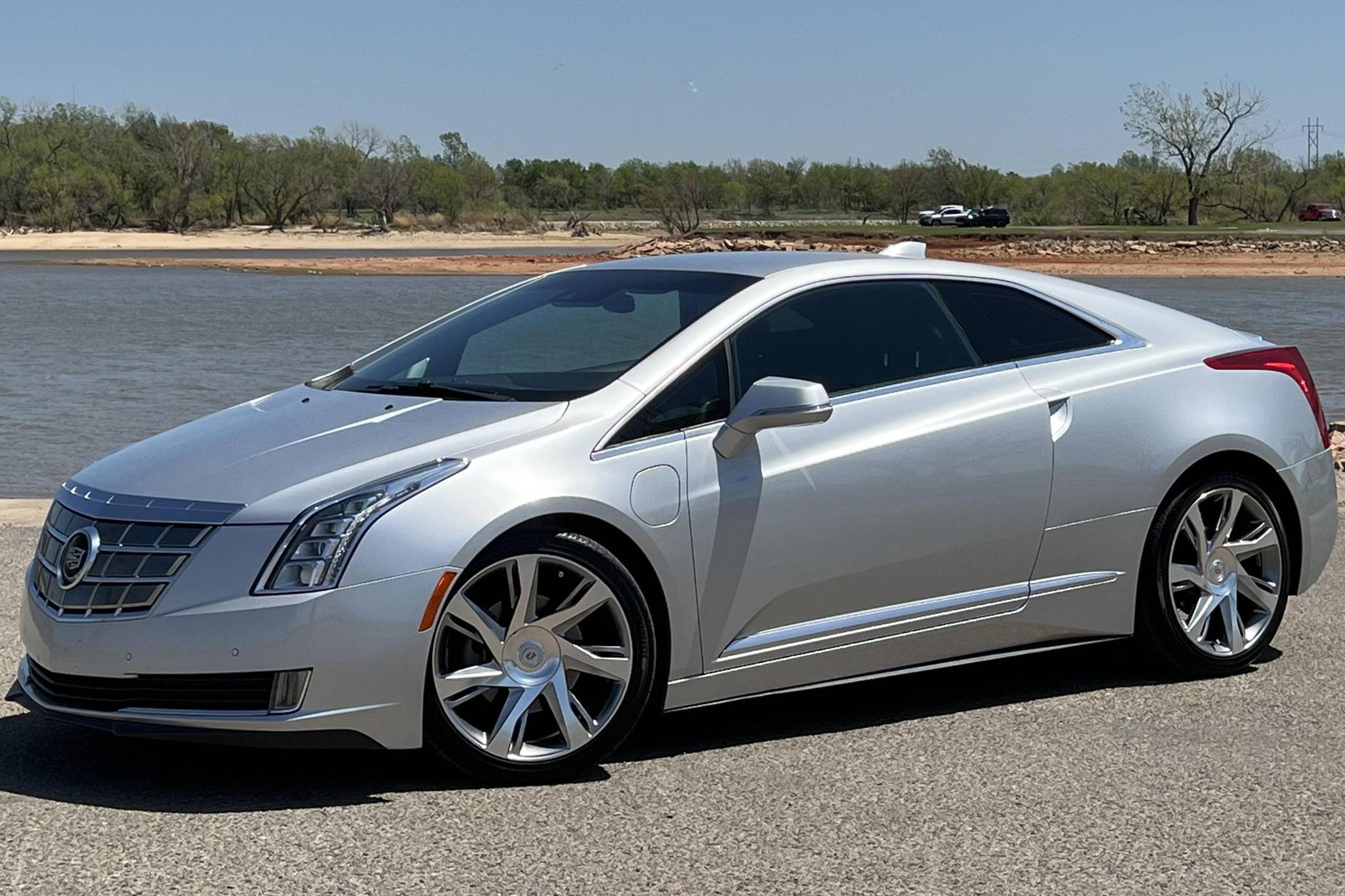 Cadillac ELR