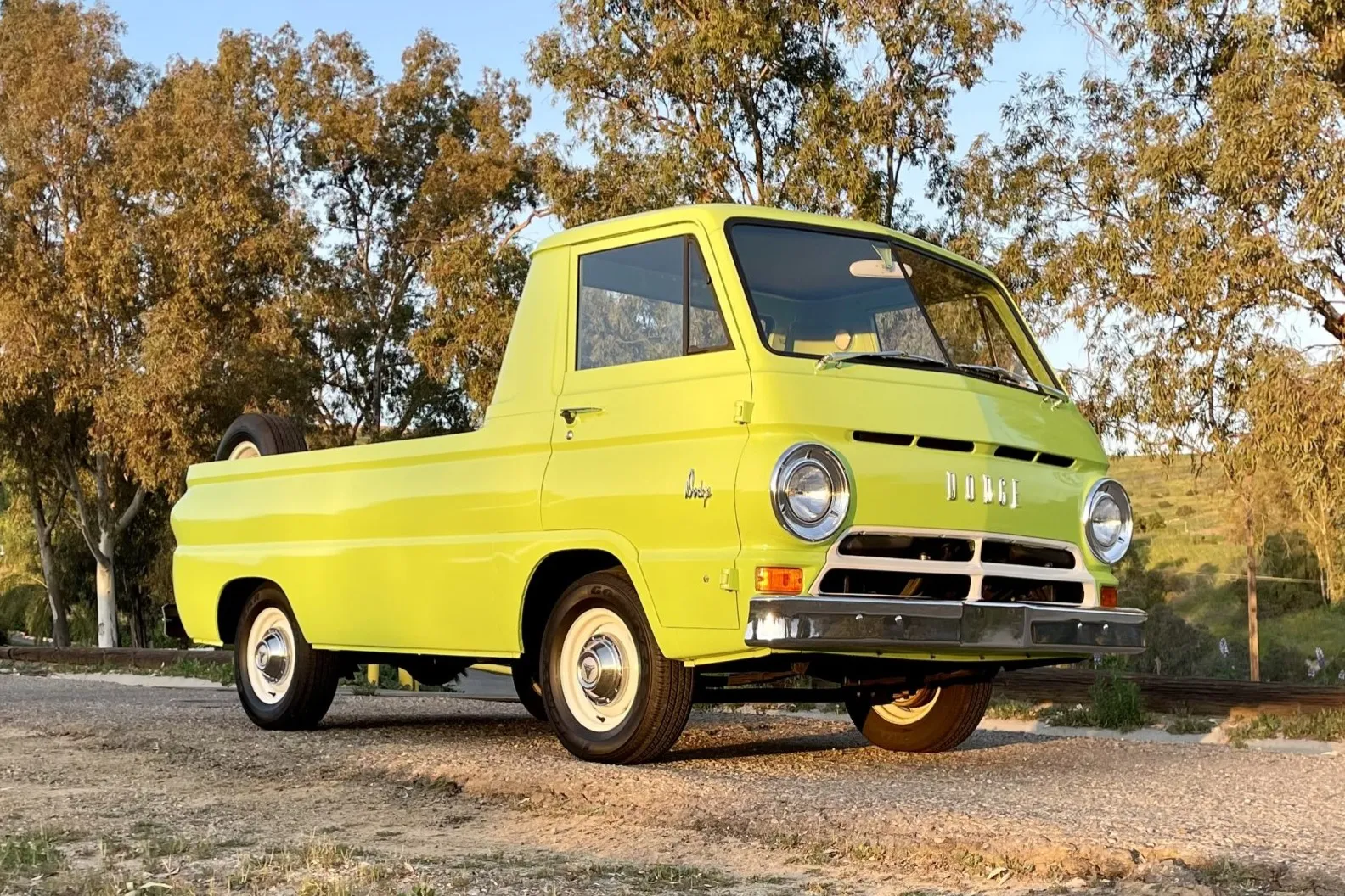 Dodge A100