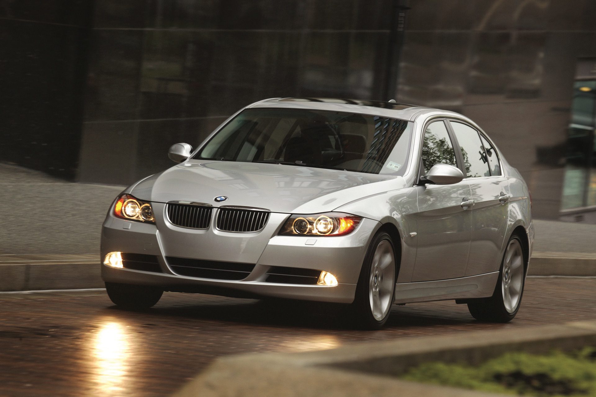 E90 BMW 3 Series E90 BMW 3 Series