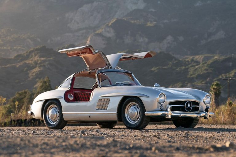 Mercedes-Benz 300SL Gullwing