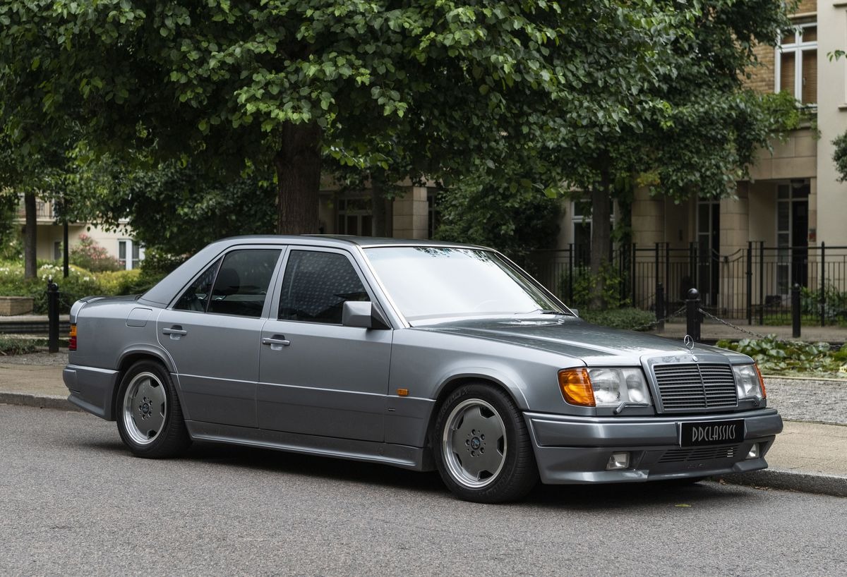 Mercedes Benz W124 