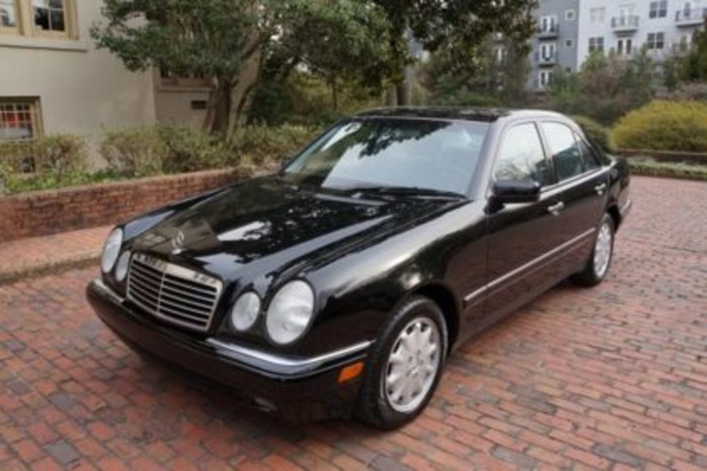Mercedes-Benz W210 E-Class (1995-2002)