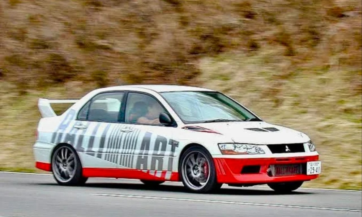 Mitsubishi Lancer Evolution 8 MR Ralliart