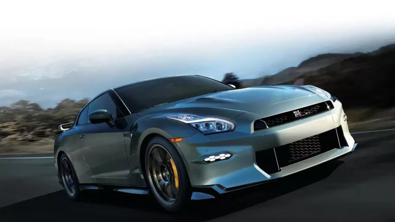 Nissan GT R (R35)