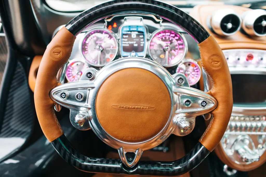 Pagani Huayra Interior