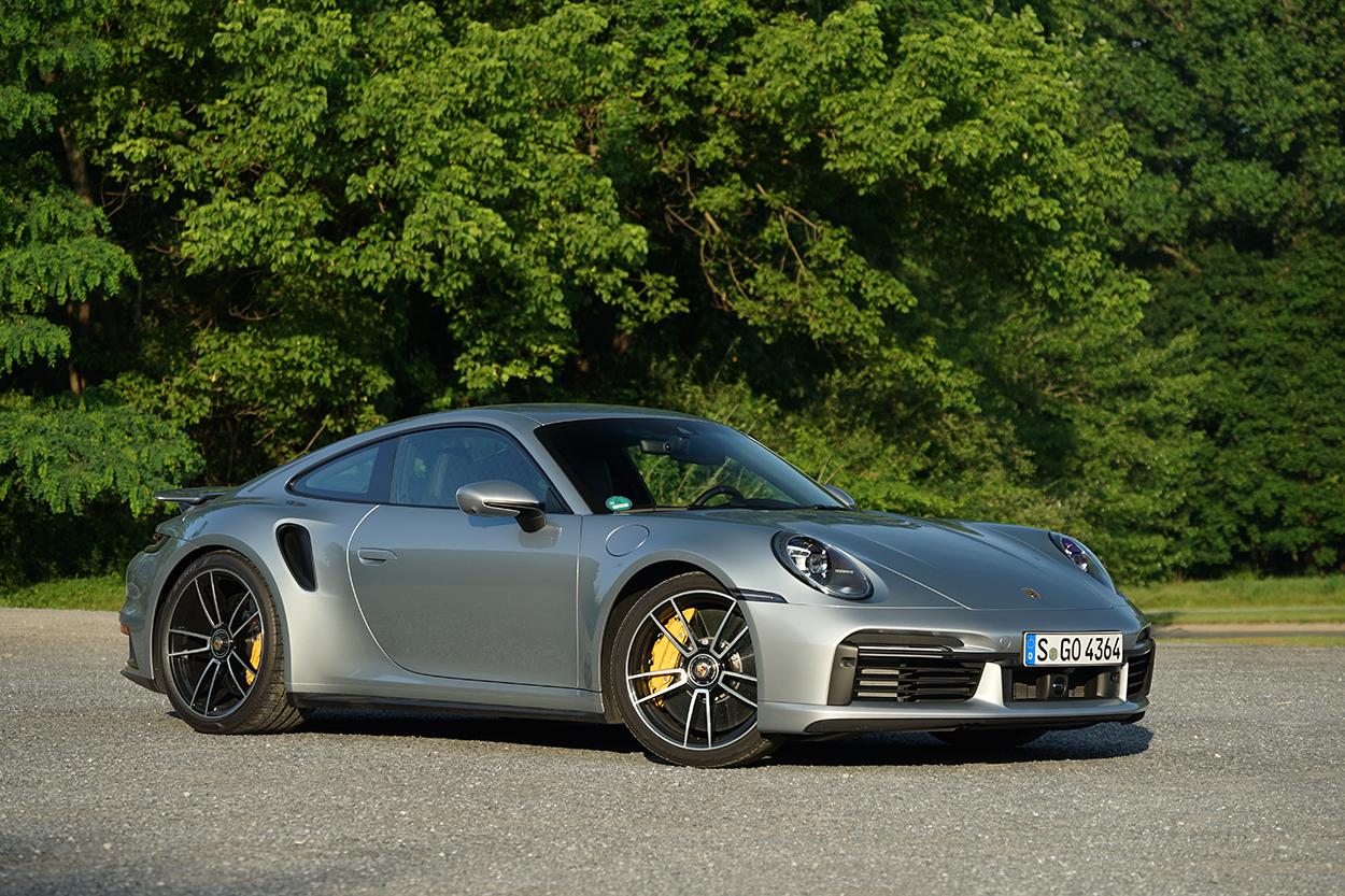 Porsche 911 Turbo S (992)