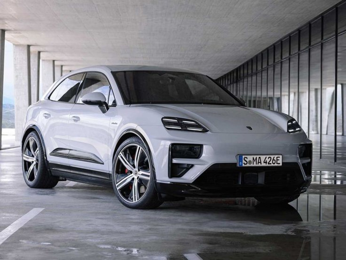 Porsche Macan EV 