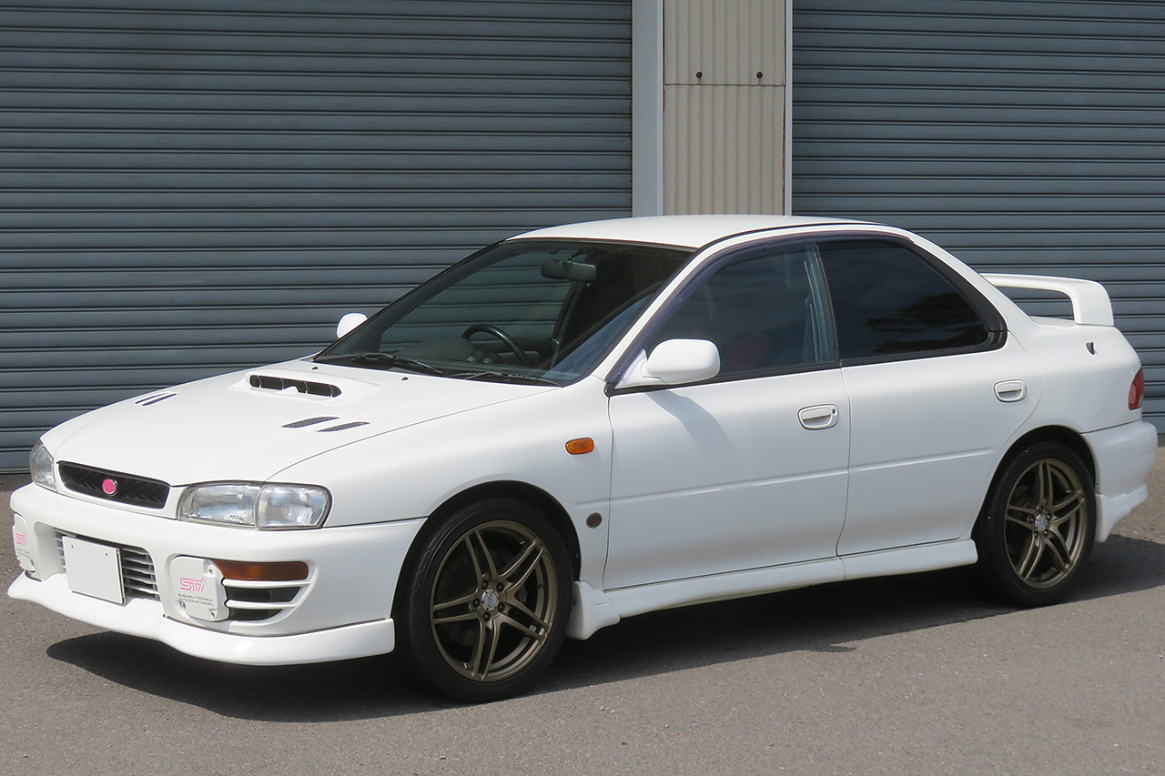 Subaru Impreza WRX STI (GC8)