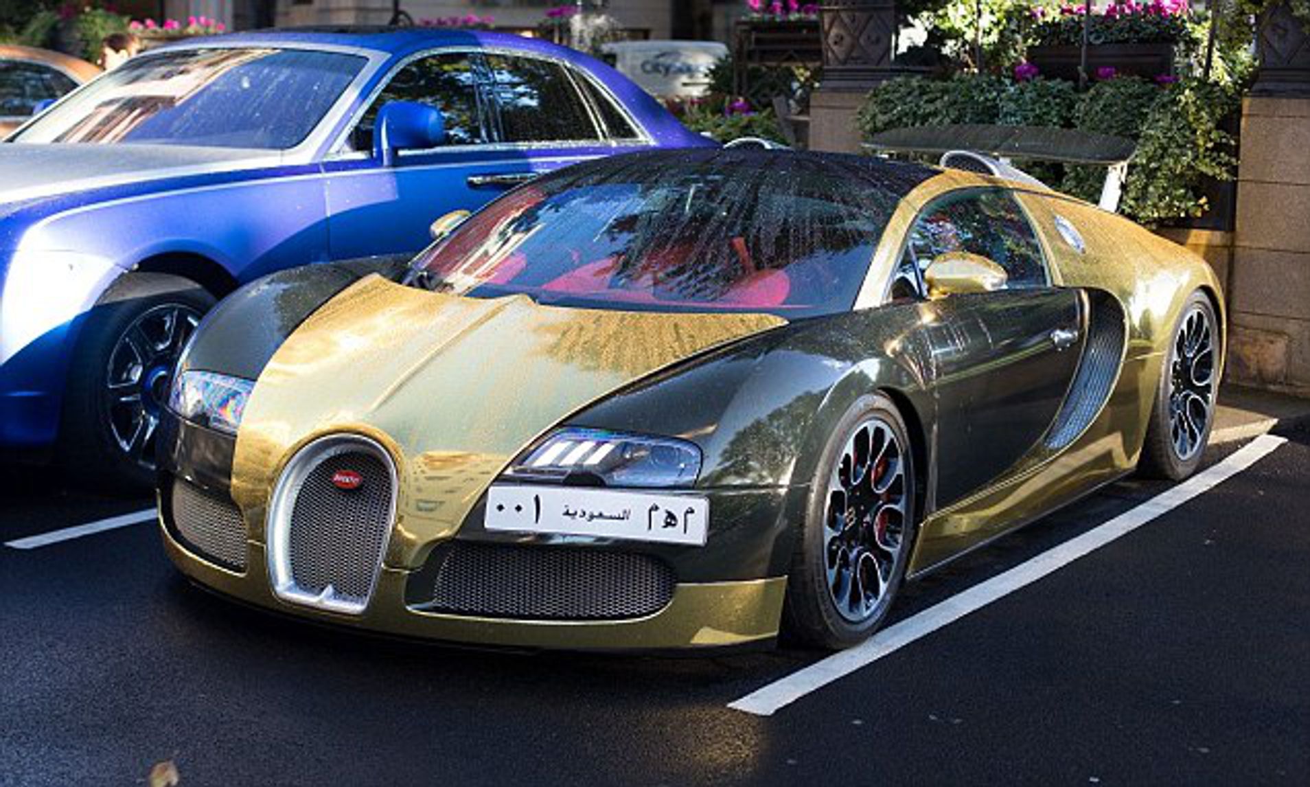 The Billionaire's Gold Plated Bugatti Veyron