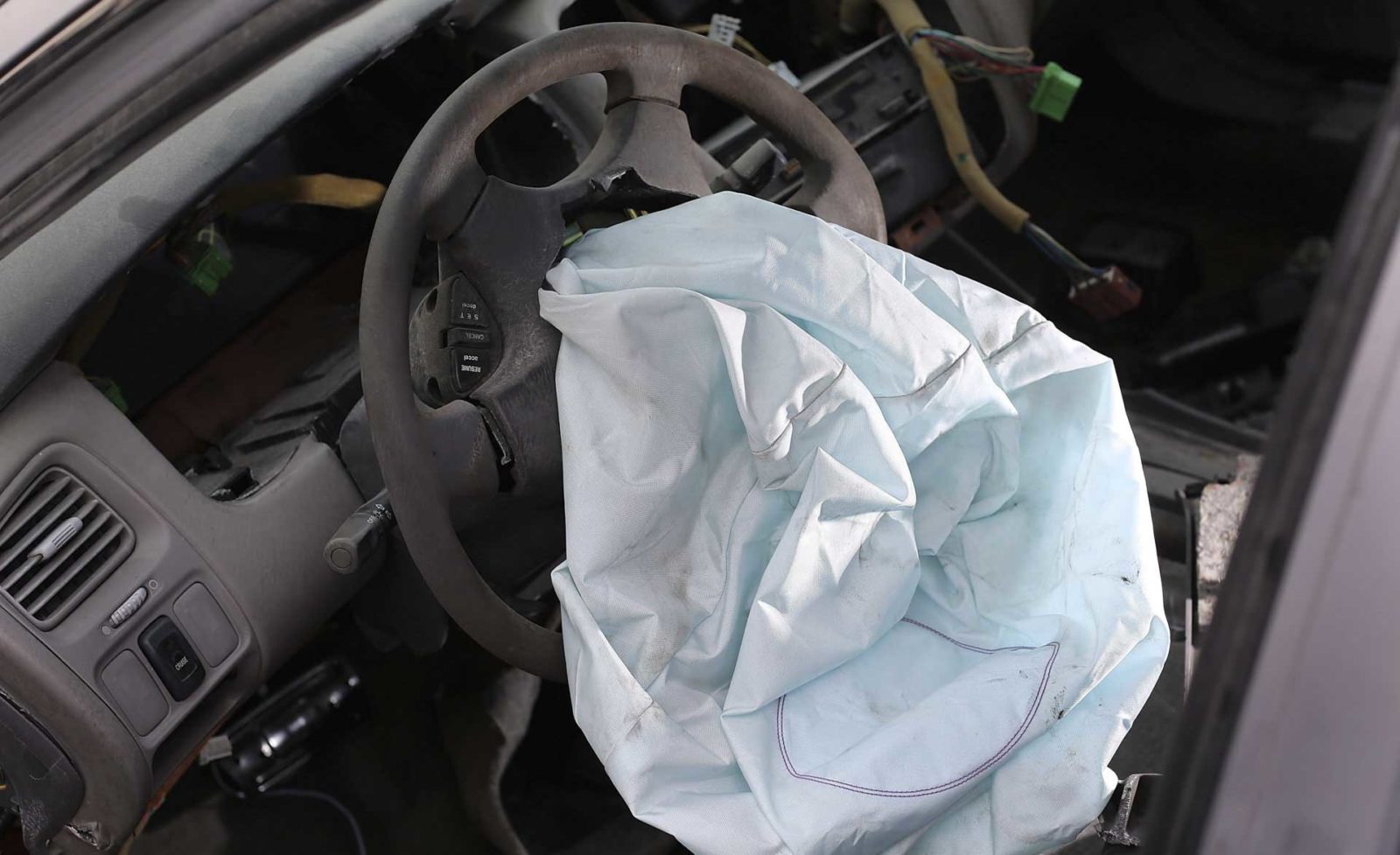 Massive Airbag Recall Prompts Safety Concerns