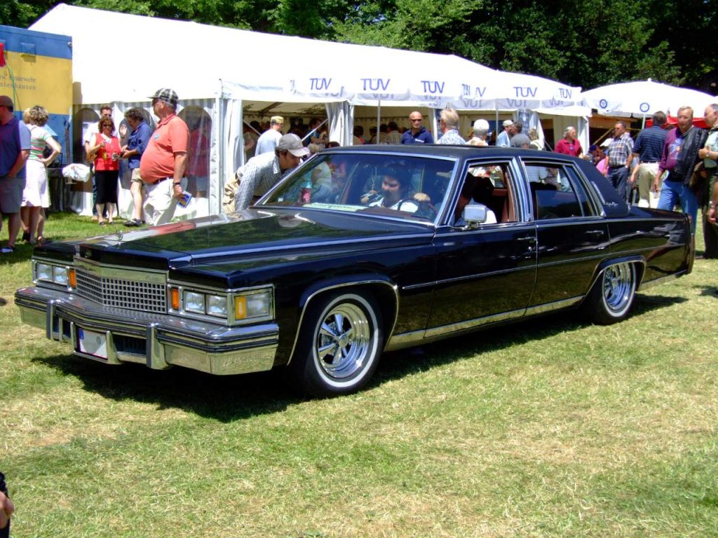 1977 Cadillac Fleetwood Brougham